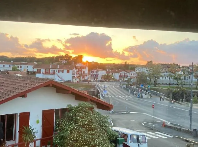 アパート De Bordagain シブール